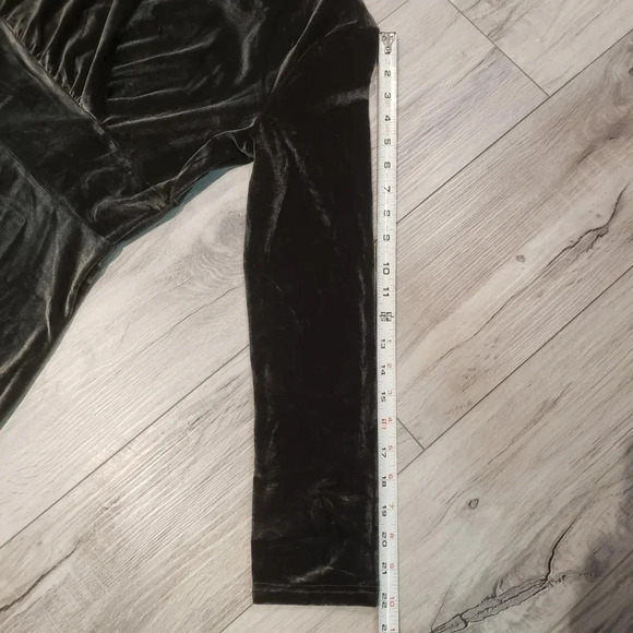 Hopeless Romantic Dark Grey Velvet Long Sleeve Maxie Dress Size M - Picture 9 of 9